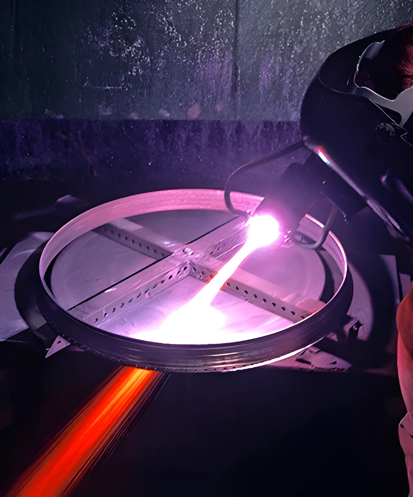 Flame Spray & Plasma Coating Removal